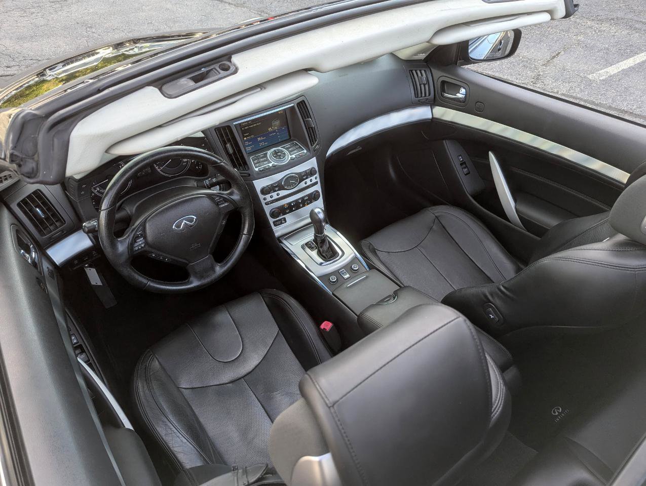 Used 2013 INFINITI G37 Convertible w/ Premium Pkg RWD image 42