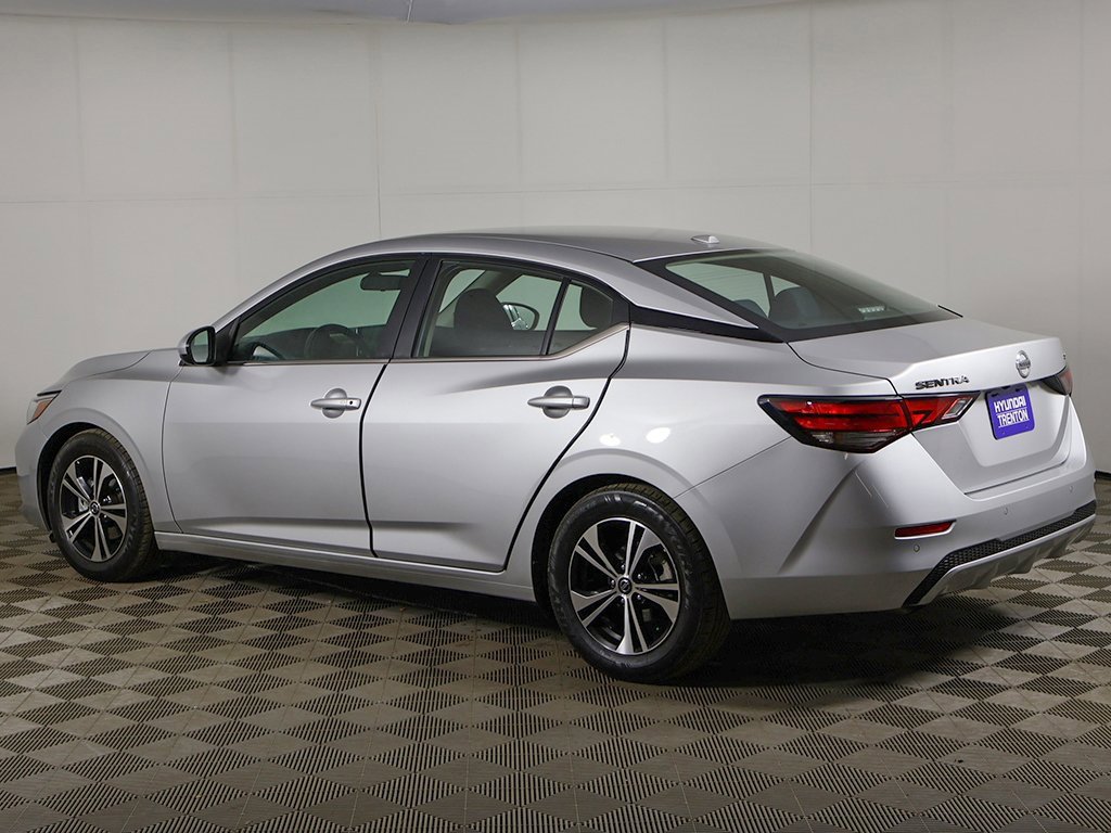 Used 2022 Nissan Sentra SV image 7