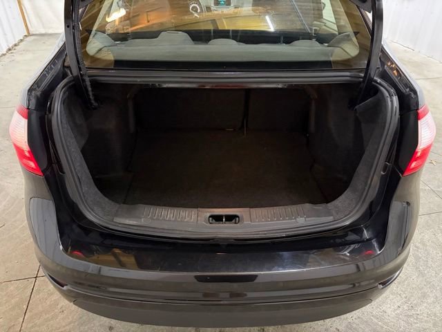 Used 2015 Ford Fiesta SE w/ Comfort Package FWD image 11