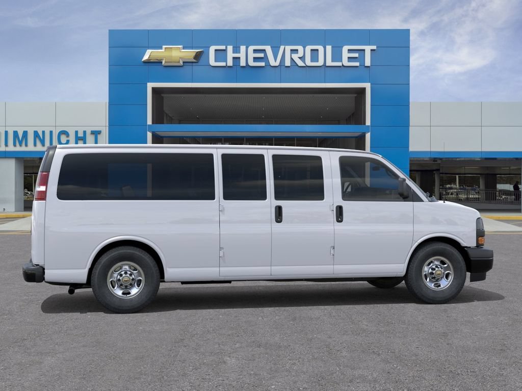 New 2026 Chevrolet Express 3500 LS RWD image 5