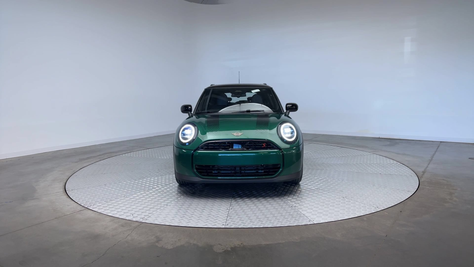 Used 2026 MINI Cooper S FWD image 6