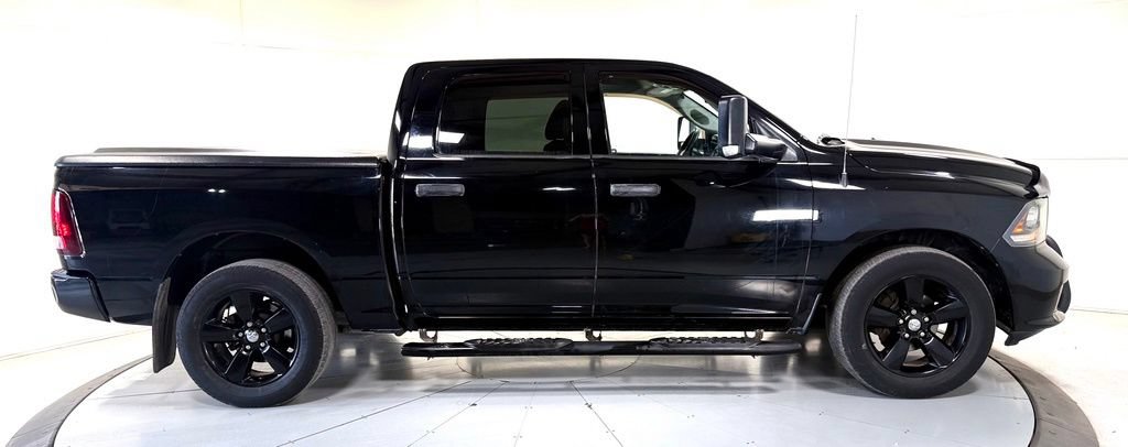 Used 2014 RAM 1500 Express w/ Black Ram 1500 Express Group RWD image 3