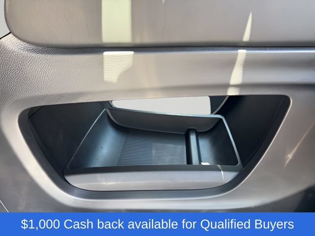 New 2027 Chrysler Pacifica Limited FWD image 22