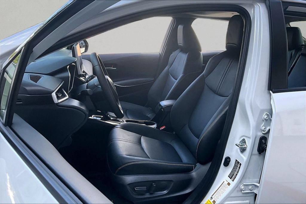Certified 2025 Toyota Corolla XLE FWD image 23