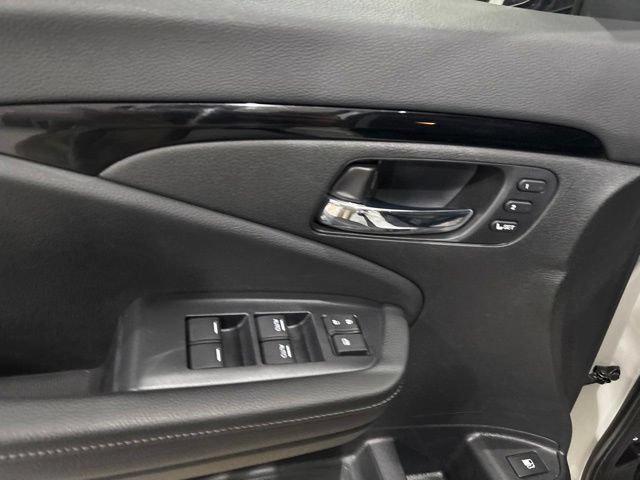 Used 2020 Honda Ridgeline RTL-E image 17