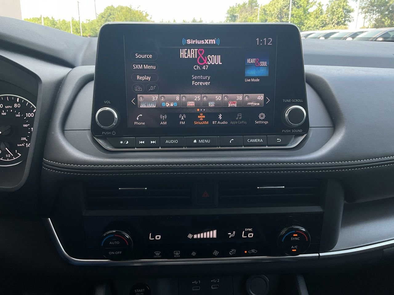 Used 2025 Nissan Rogue SV AWD/4WD image 28