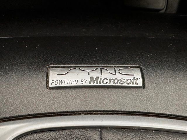 Used 2014 Ford Fusion SE w/ Equipment Group 202A FWD image 16