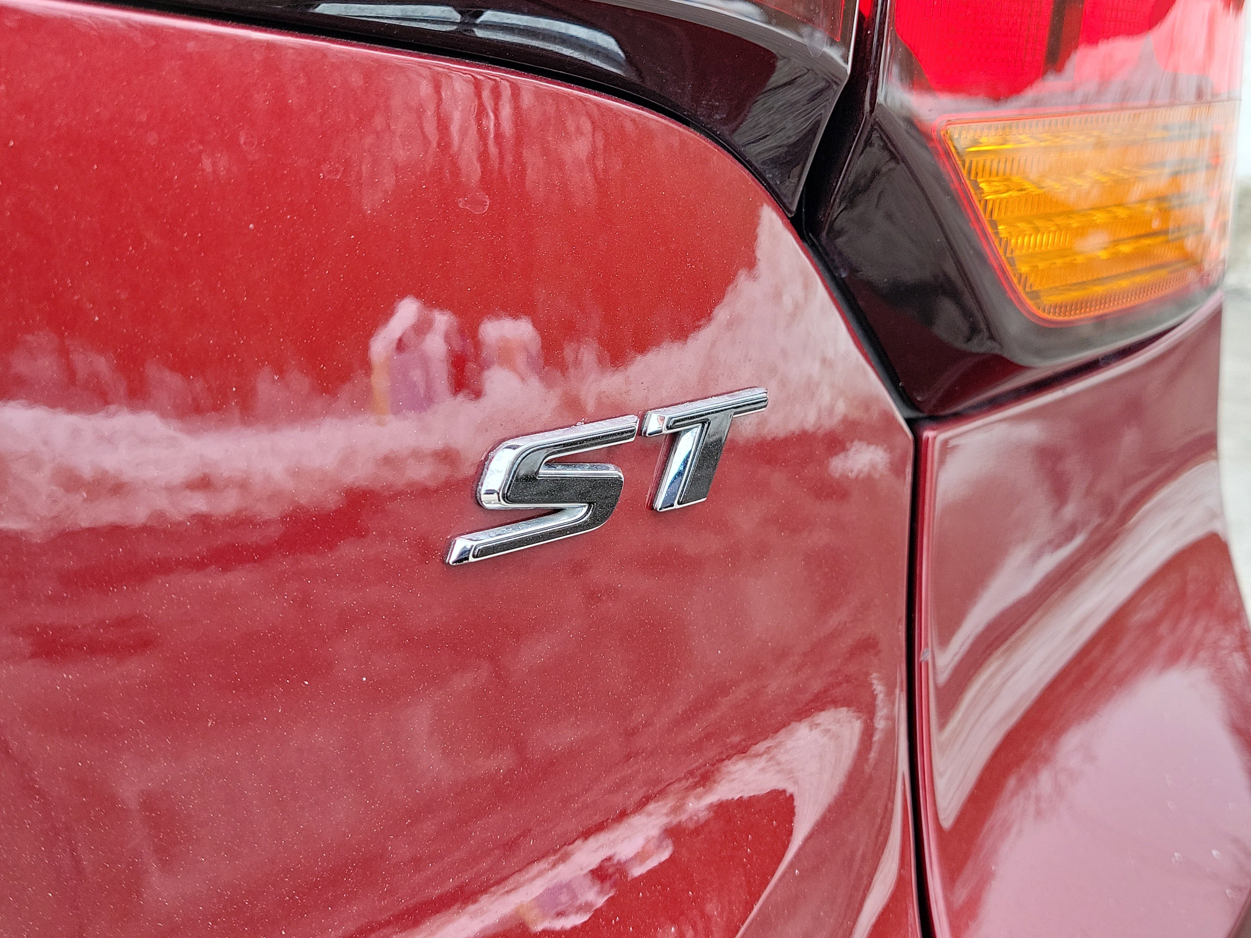 Certified 2023 Buick Encore GX Select w/ Sport Touring Package image 7