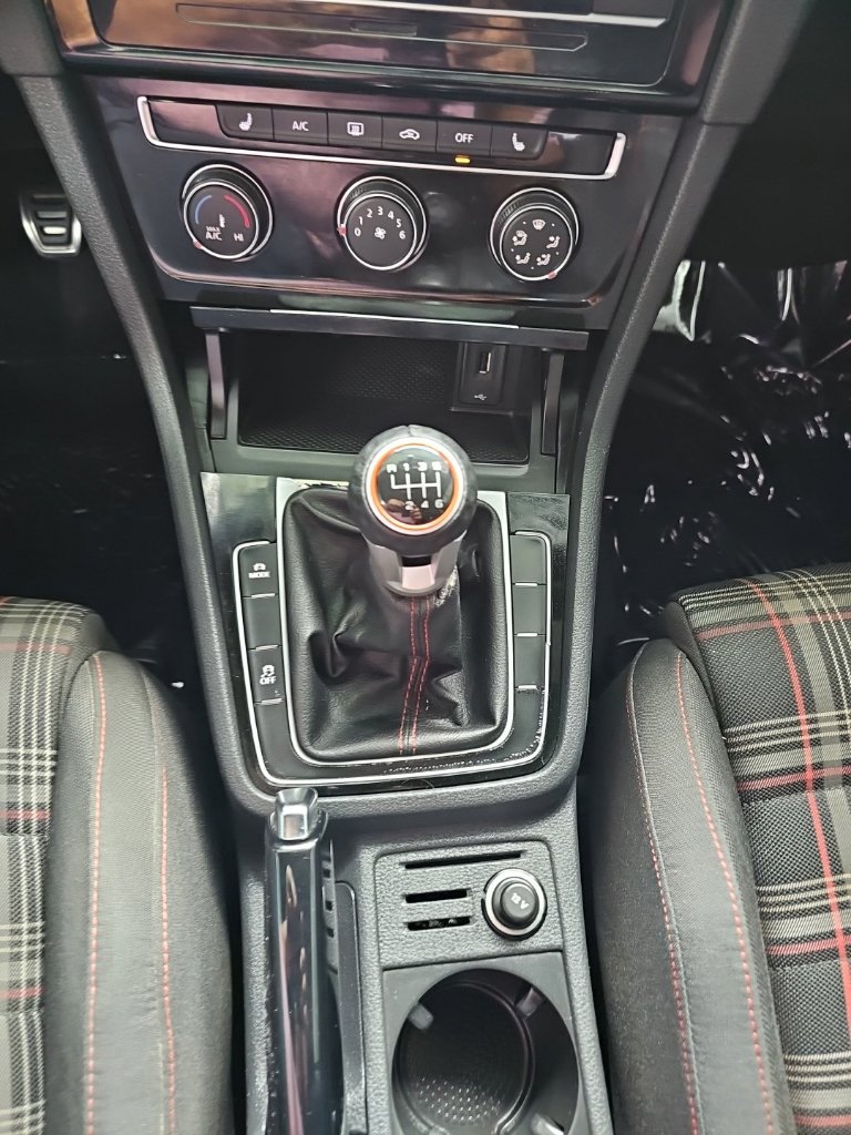 Used 2019 Volkswagen GTI Rabbit Edition FWD image 25