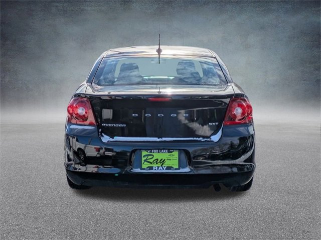 Used 2013 Dodge Avenger SXT image 5