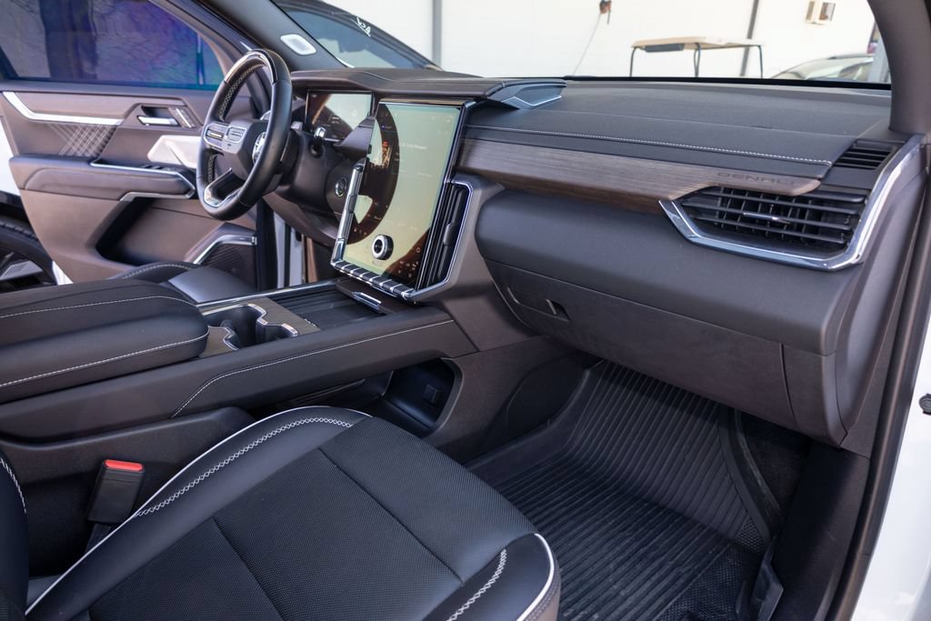 Used 2025 GMC Acadia Denali w/ Super Cruise Package AWD/4WD image 15