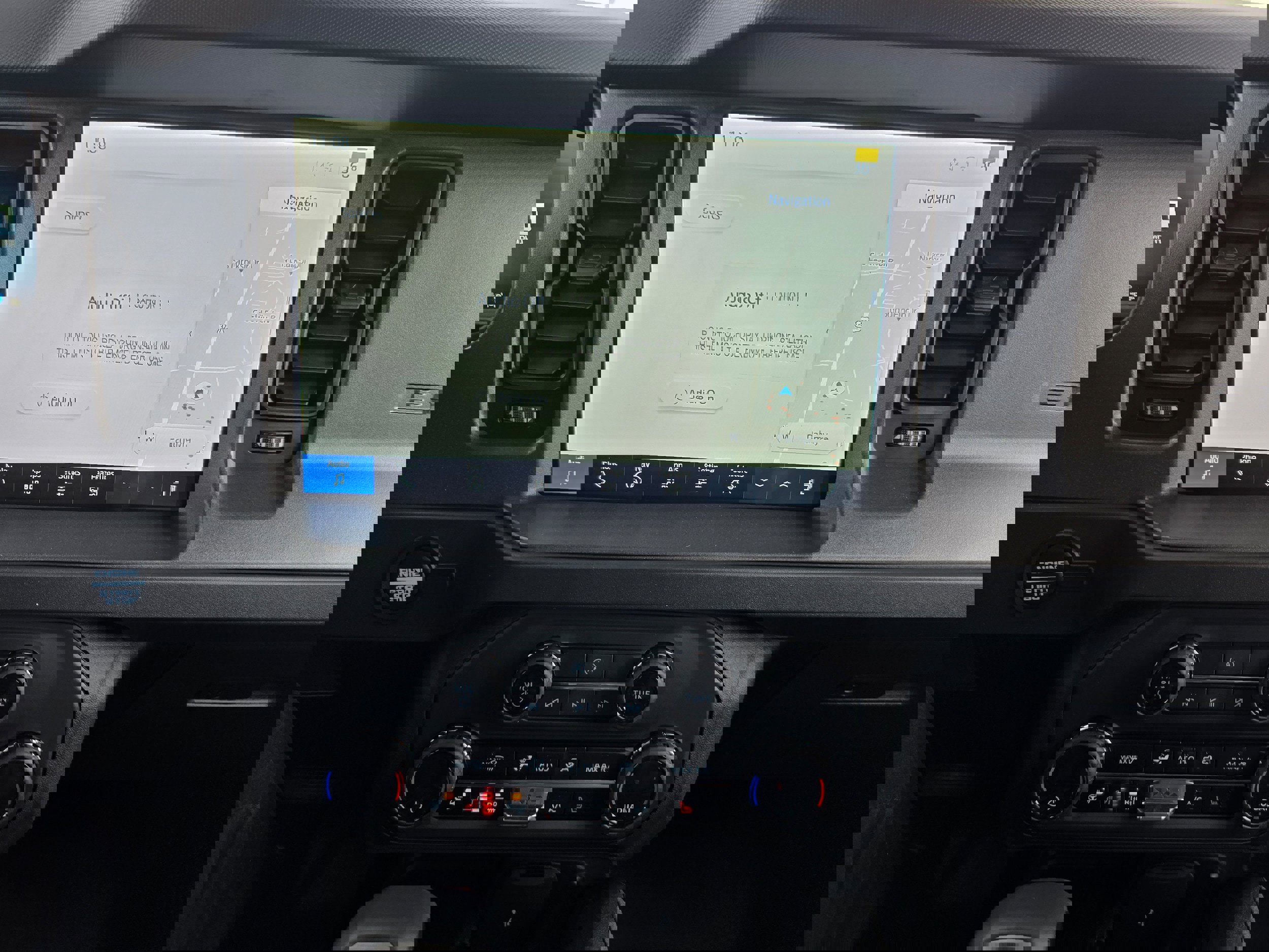 New 2025 Ford Bronco Badlands image 13