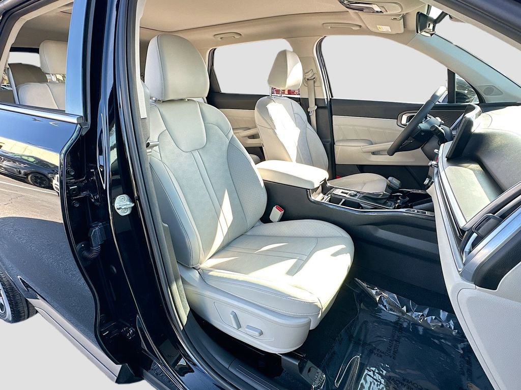 Certified 2024 Kia Sorento SX image 29