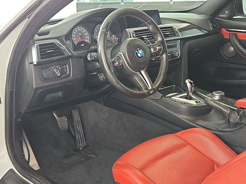 Used 2018 BMW M4 Coupe RWD image 16