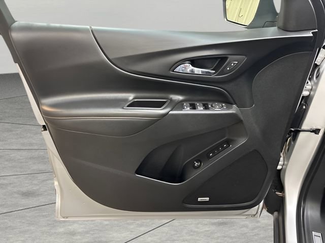 Used 2020 Chevrolet Equinox Premier image 10