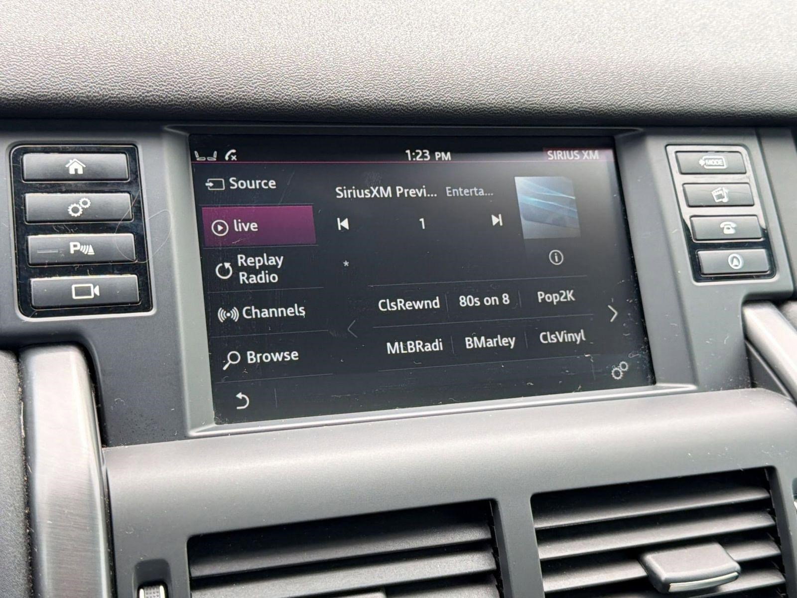 Used 2019 Land Rover Discovery Sport image 22