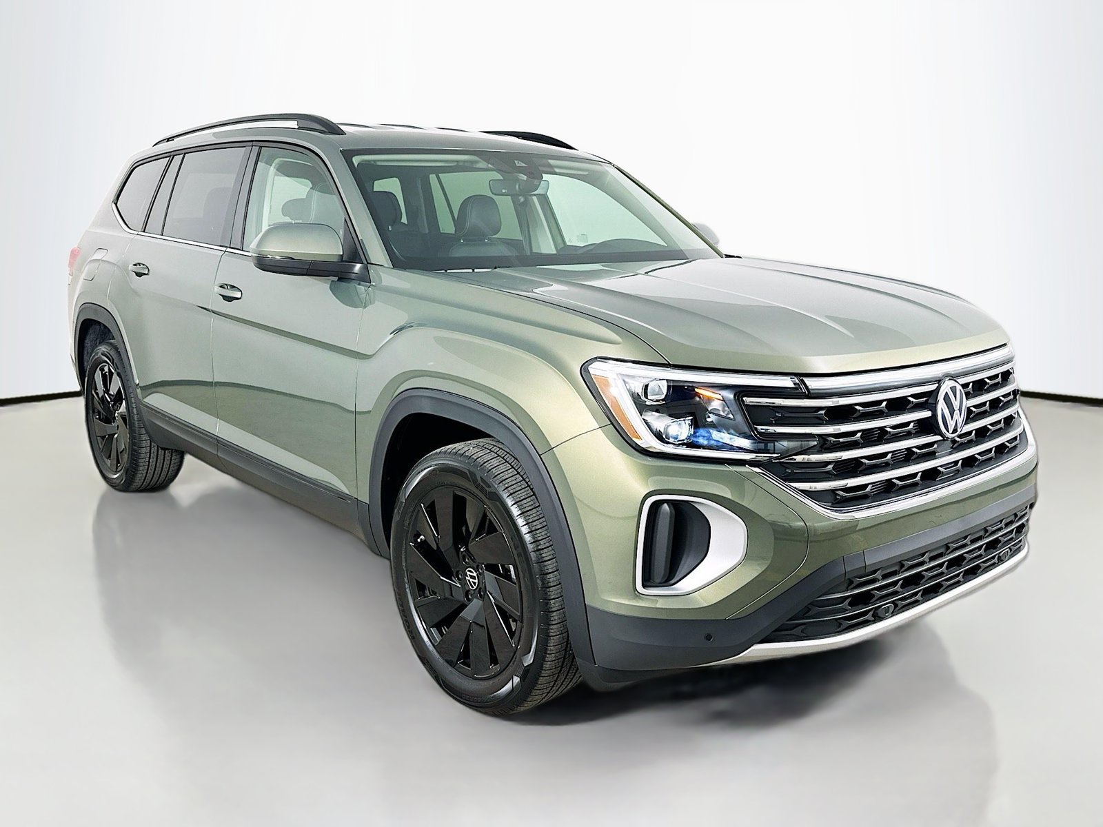 New 2026 Volkswagen Atlas SE AWD/4WD image 3
