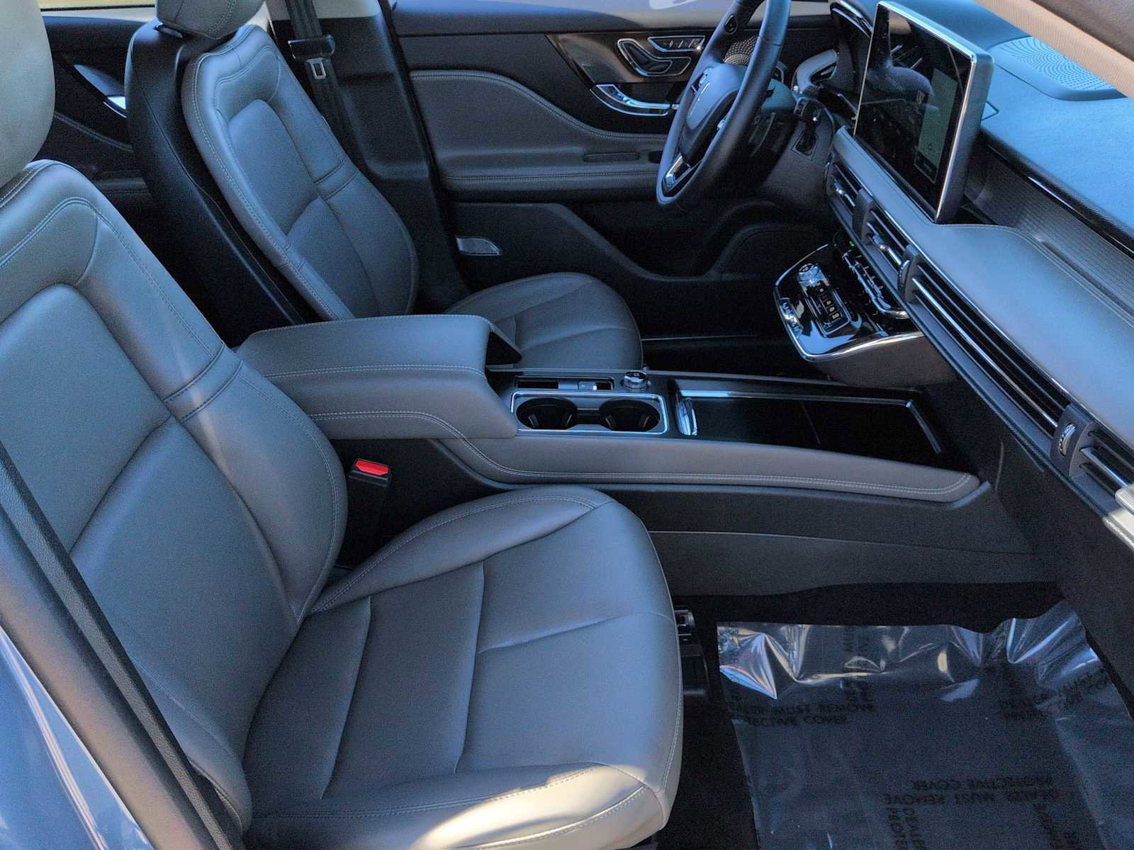 Used 2025 Lincoln Corsair FWD image 22