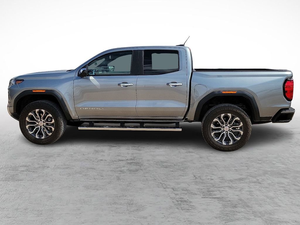 Used 2026 GMC Canyon Denali image 6