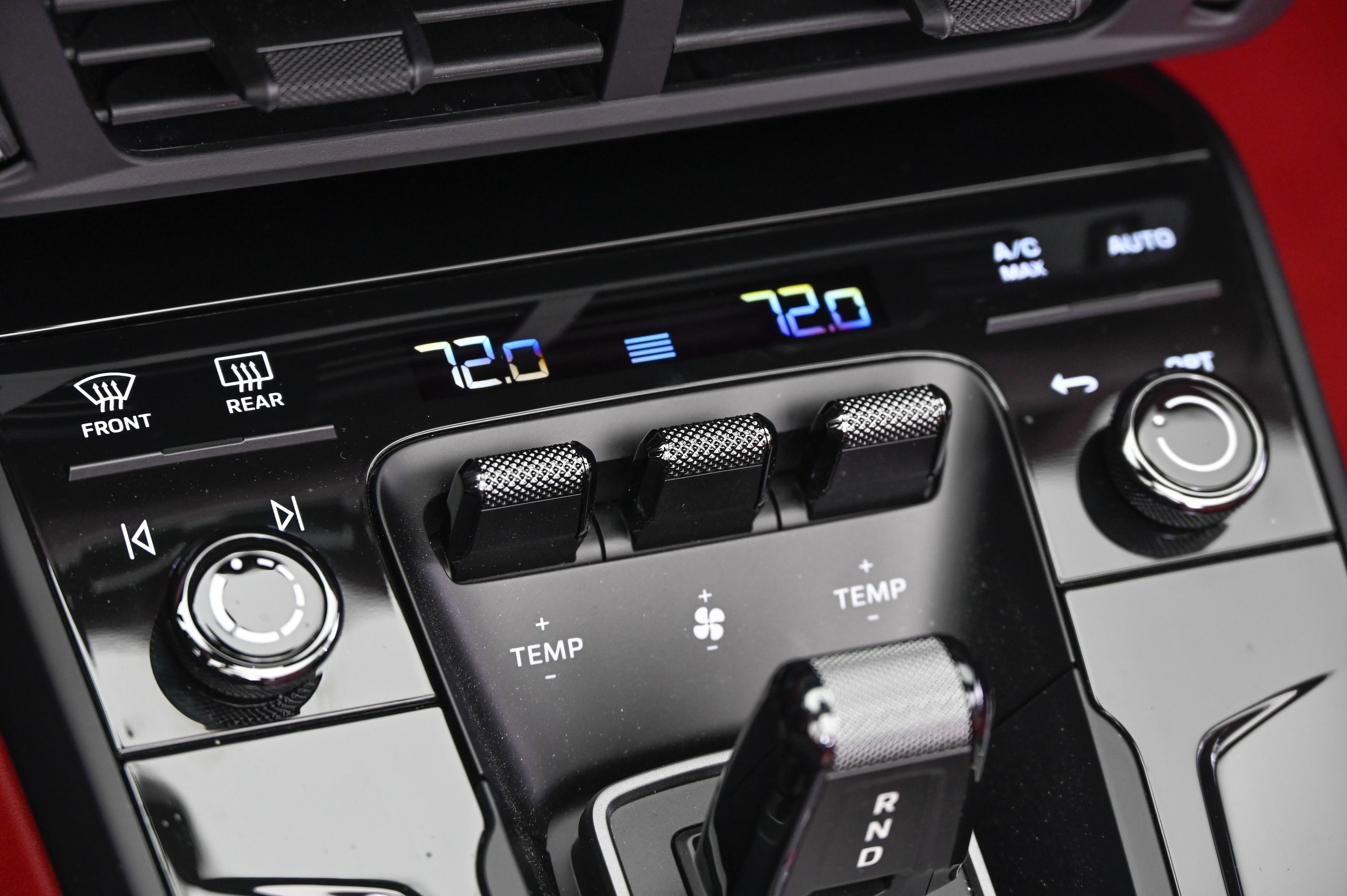 Used 2026 Porsche 911 Carrera GTS image 34