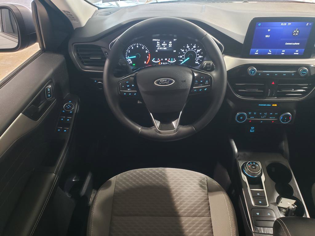 Used 2022 Ford Escape SE w/ Cold Weather Package AWD/4WD image 14