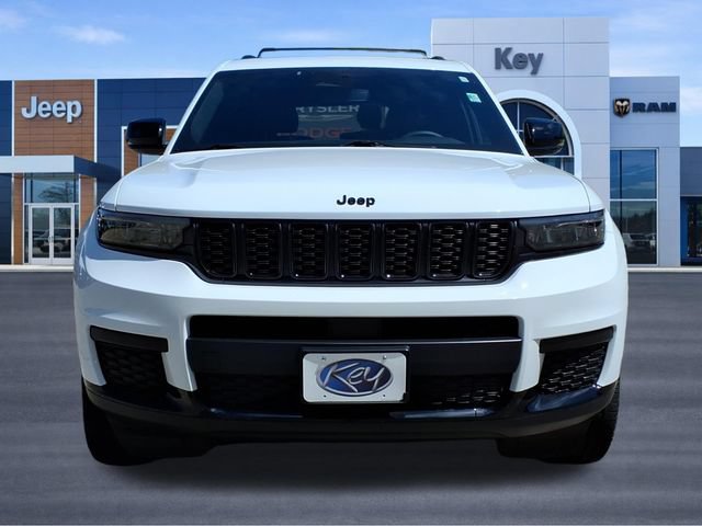 Used 2023 Jeep Grand Cherokee L Laredo AWD/4WD image 8