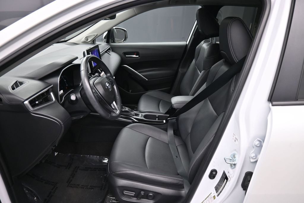 Certified 2023 Toyota Corolla Cross XLE w/ Convenience Package AWD/4WD image 19