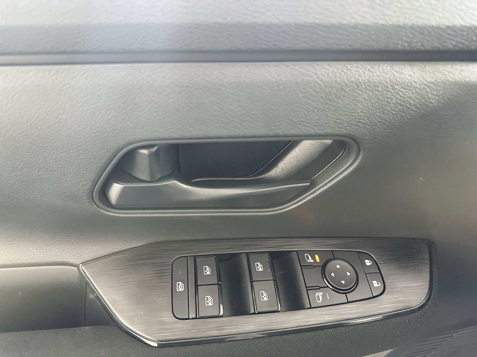 New 2026 Nissan Kicks S FWD image 13