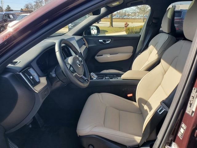 Certified 2026 Volvo XC60 B5 Plus w/ Protection Package Premier image 14