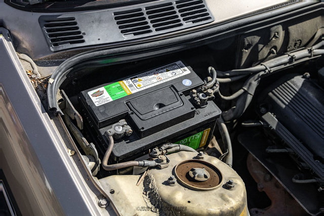 Used 1989 BMW 325i Convertible RWD image 29
