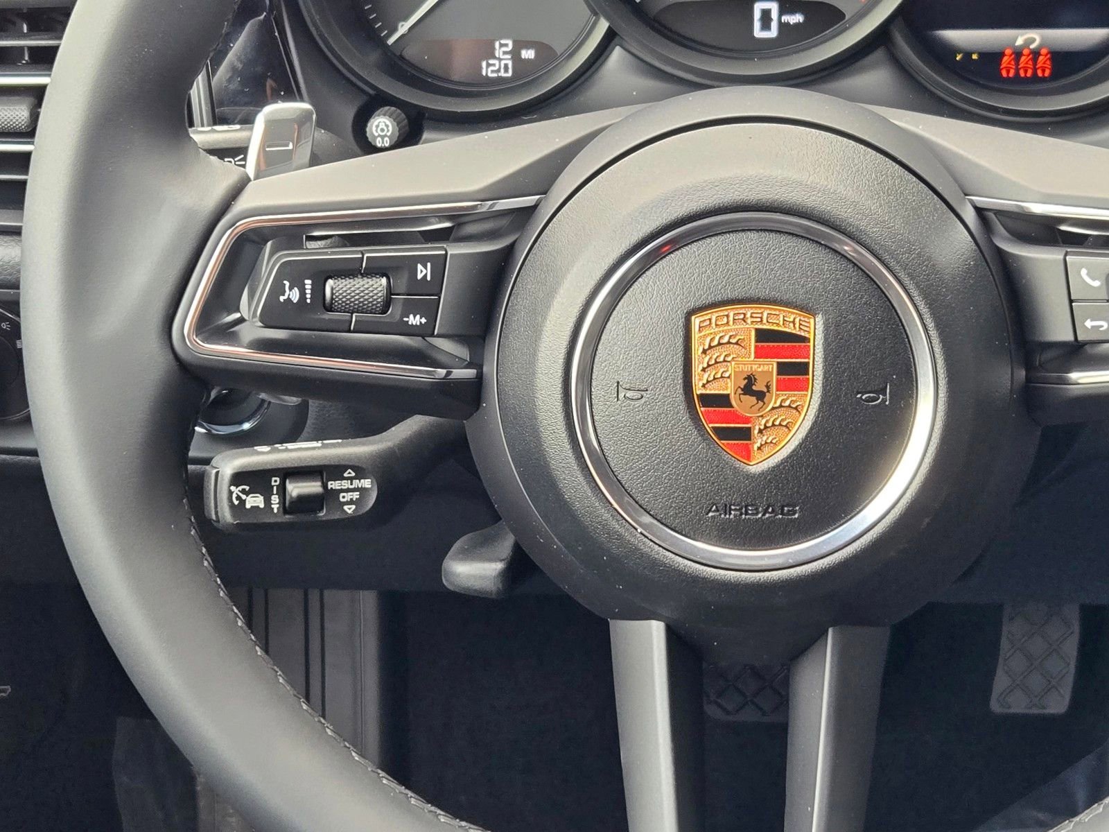 New 2026 Porsche Macan AWD/4WD image 16