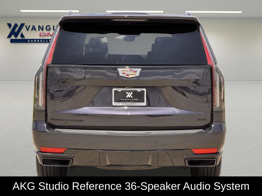 Used 2023 Cadillac Escalade ESV Sport Platinum AWD/4WD image 4