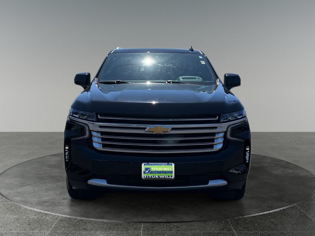 Used 2023 Chevrolet Tahoe High Country w/ Premium Package 2 AWD/4WD image 2