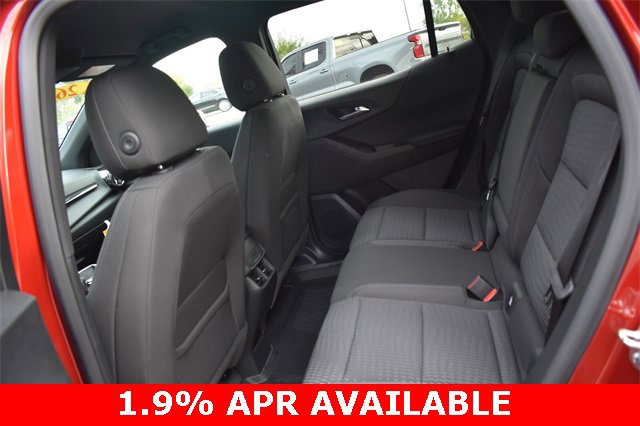 New 2026 Chevrolet Equinox LT w/ Safety and Technology Package image 17