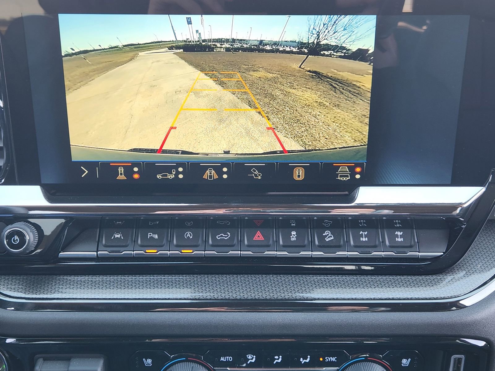 Used 2025 Chevrolet Silverado 1500 ZR2 w/ Technology Package image 22