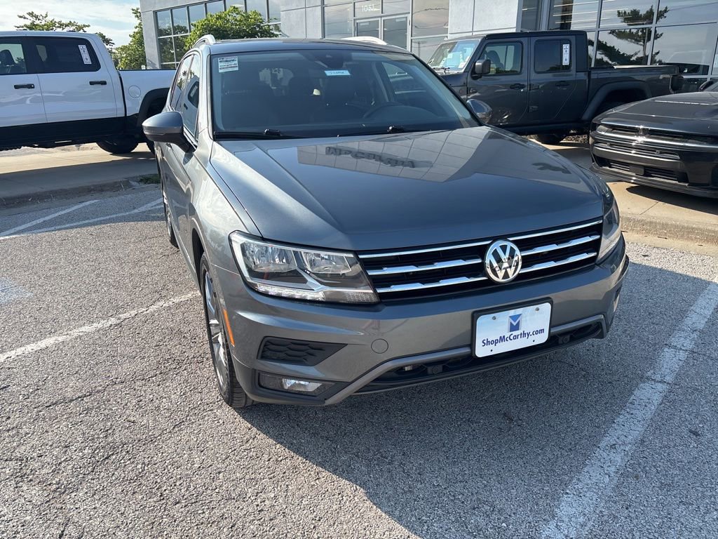 Used 2020 Volkswagen Tiguan SEL AWD/4WD image 8