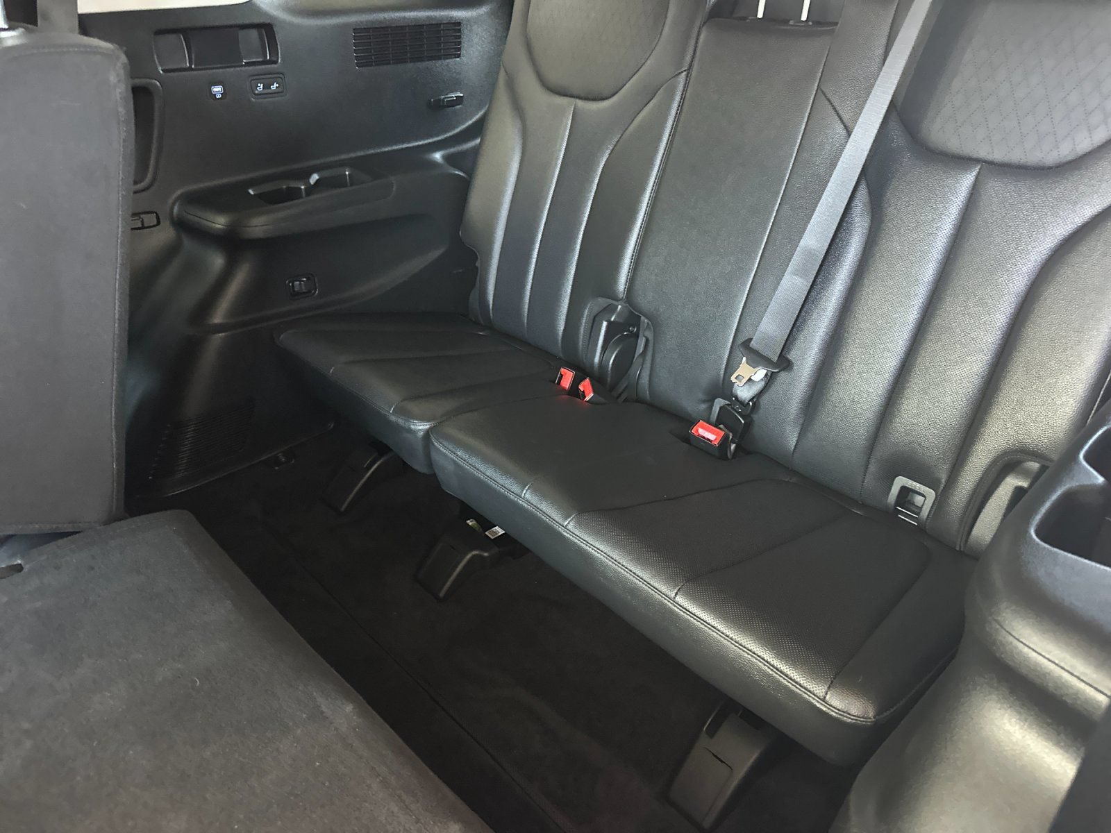 Used 2021 Hyundai Palisade SEL FWD image 14