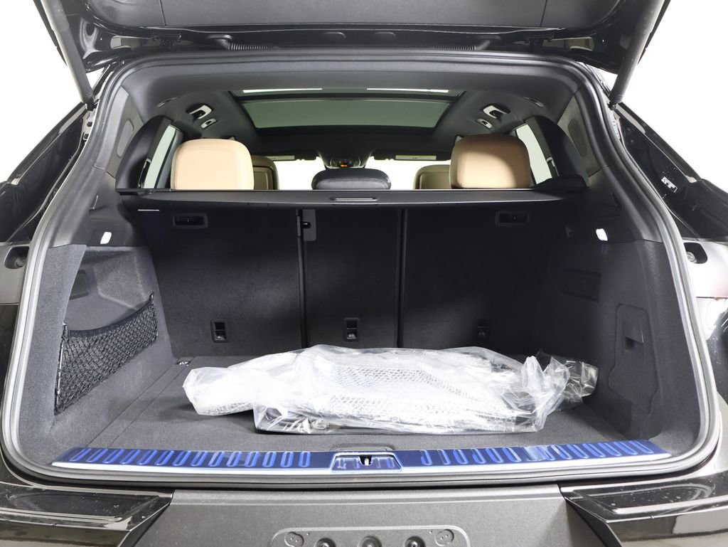 New 2026 Porsche Cayenne image 14