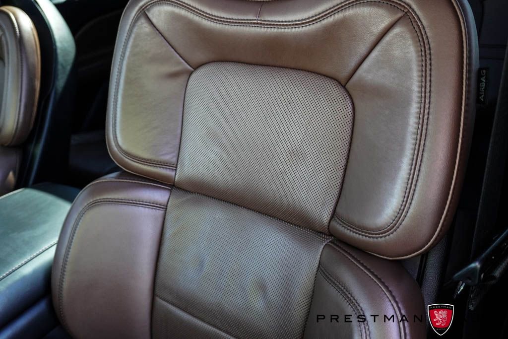 Used 2024 Lincoln Aviator Reserve w/ Equipment Group 201A image 11