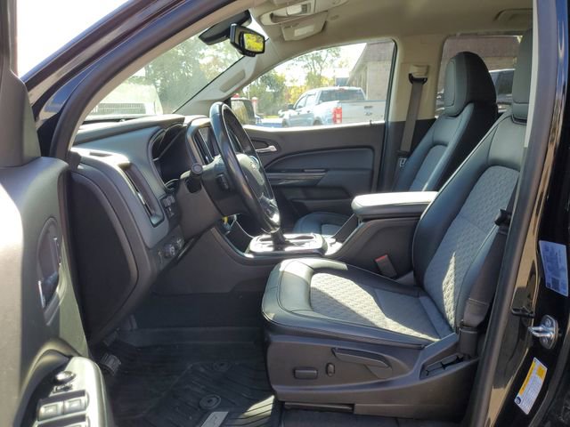 Used 2022 Chevrolet Colorado Z71 w/ Z71 Midnight Edition image 12