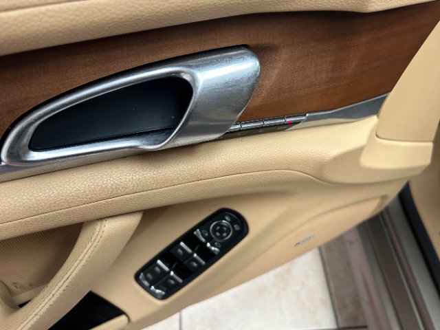 Used 2011 Porsche Panamera 4S AWD/4WD image 7