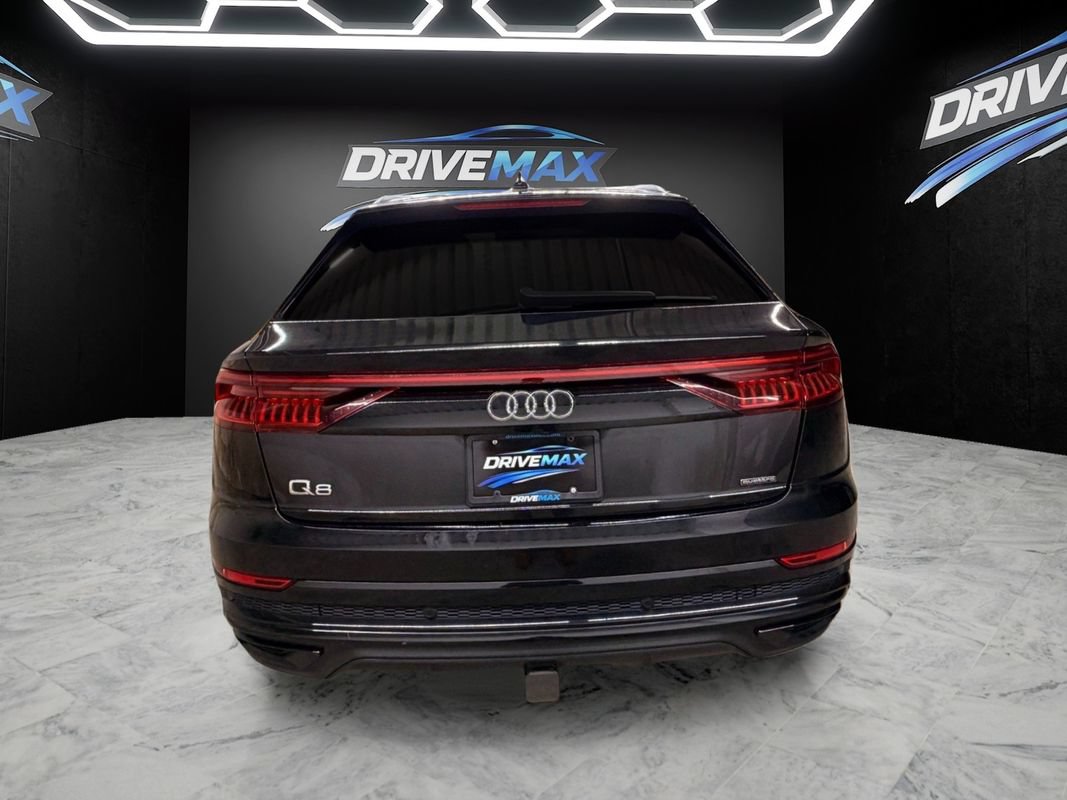 Used 2019 Audi Q8 Prestige w/ Luxury Package AWD/4WD image 6