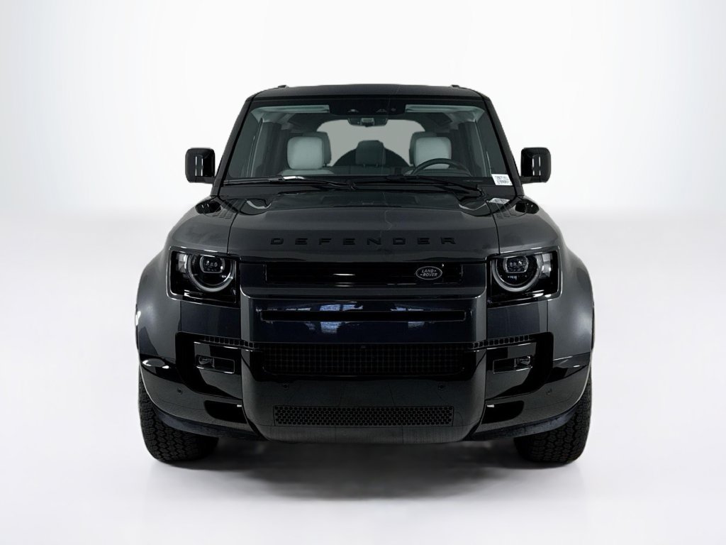 Used 2026 Land Rover Defender 110 X-Dynamic SE AWD/4WD image 8