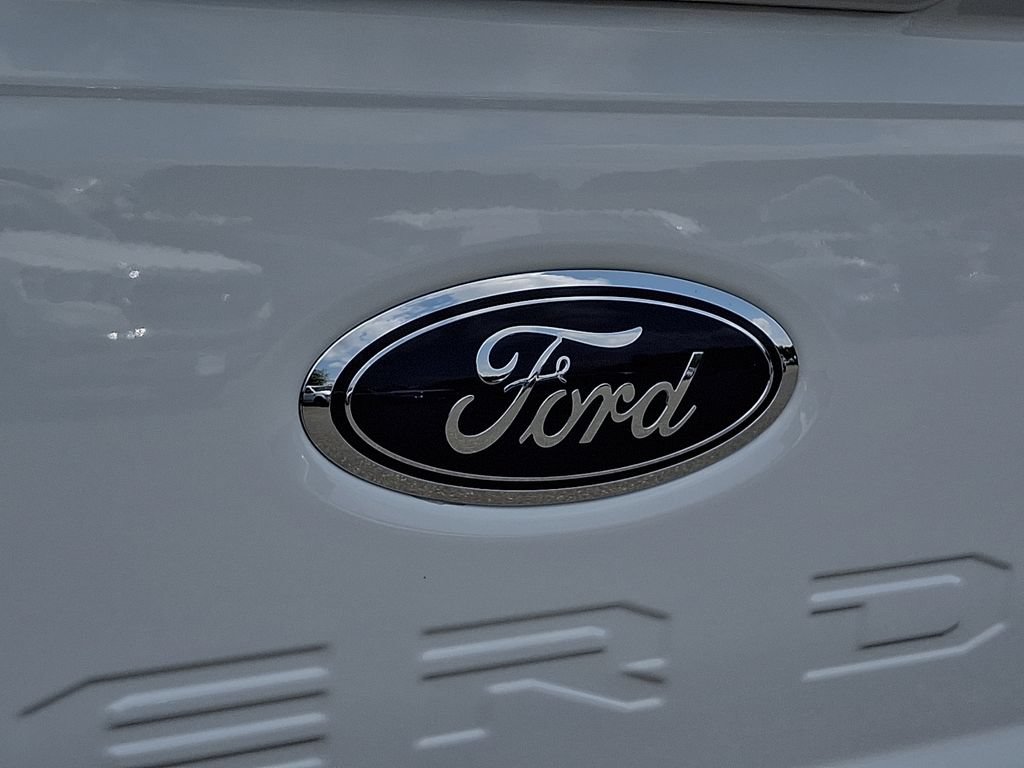 Used 2025 Ford F250 Lariat AWD/4WD image 30
