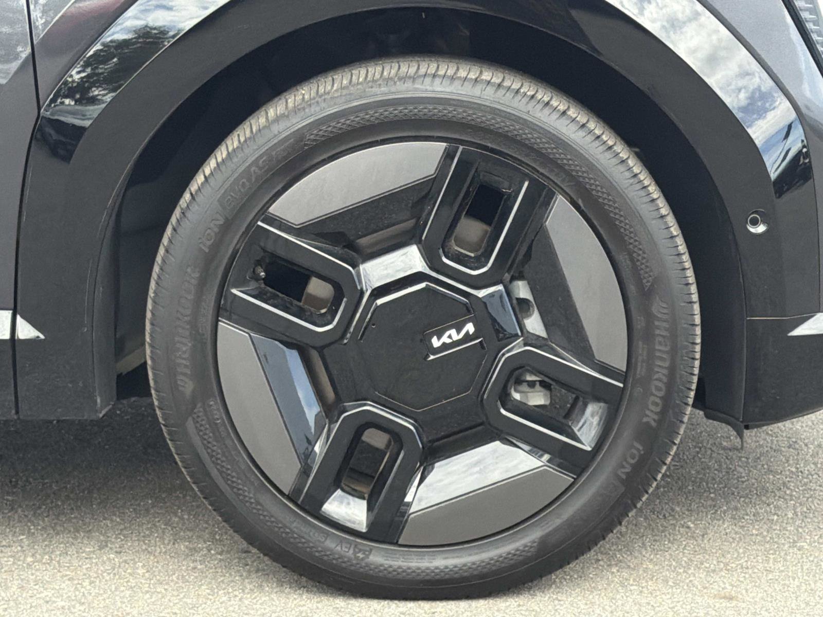 Used 2025 Kia EV9 GT-Line image 28