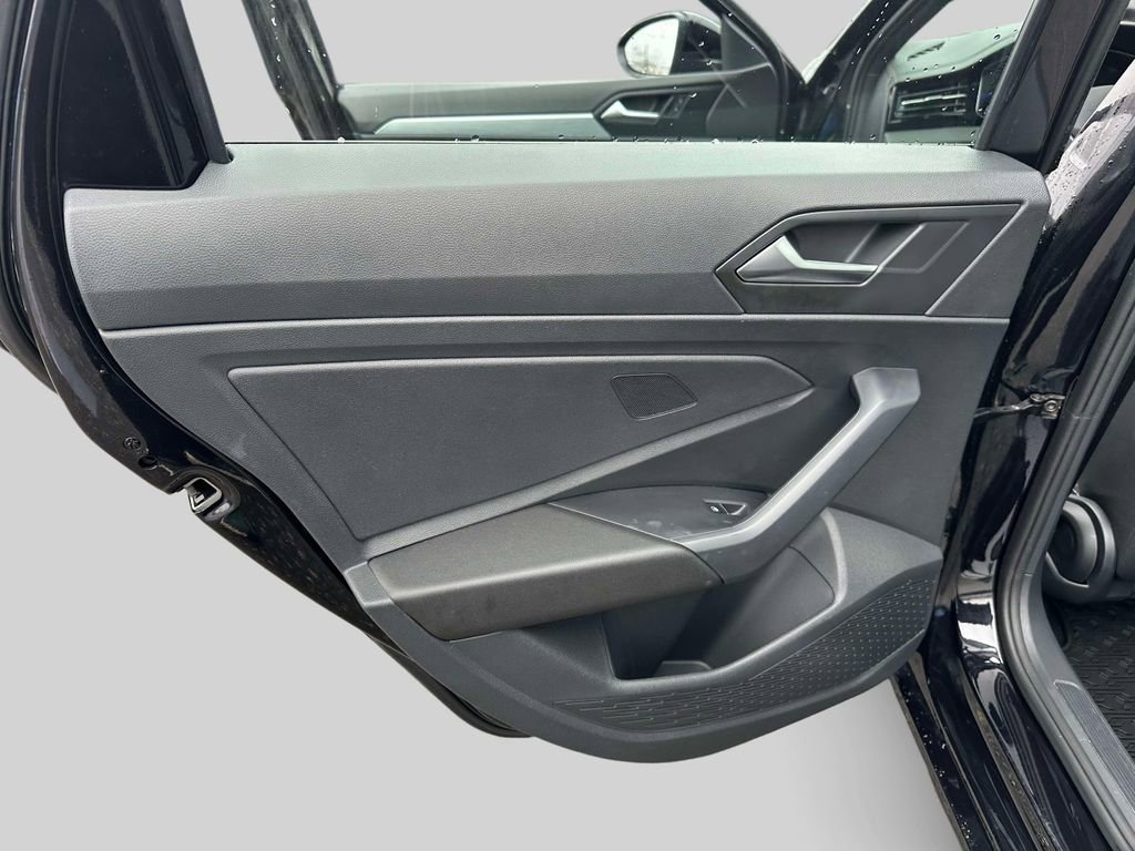 Used 2025 Volkswagen Jetta Sport image 20