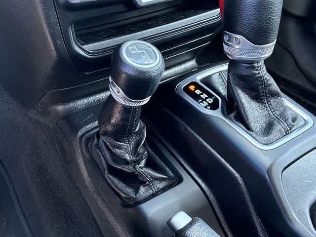 Used 2019 Jeep Wrangler Unlimited Sport S AWD/4WD image 41