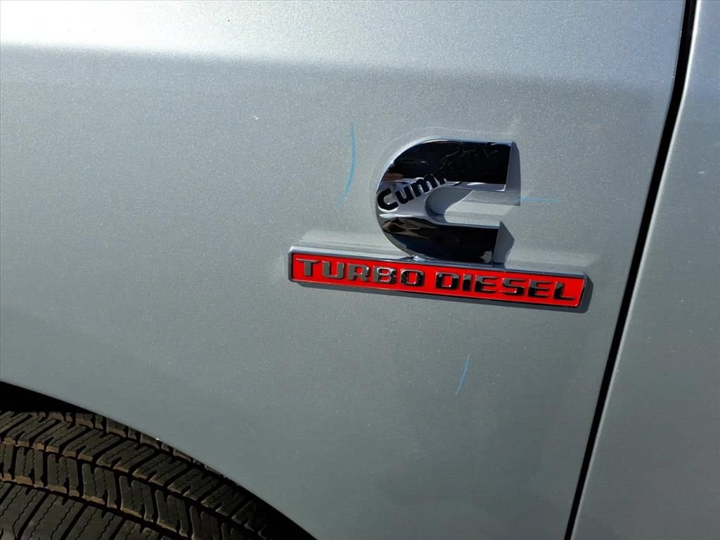 New 2026 RAM 2500 Tradesman w/ Chrome Appearance Group AWD/4WD image 8