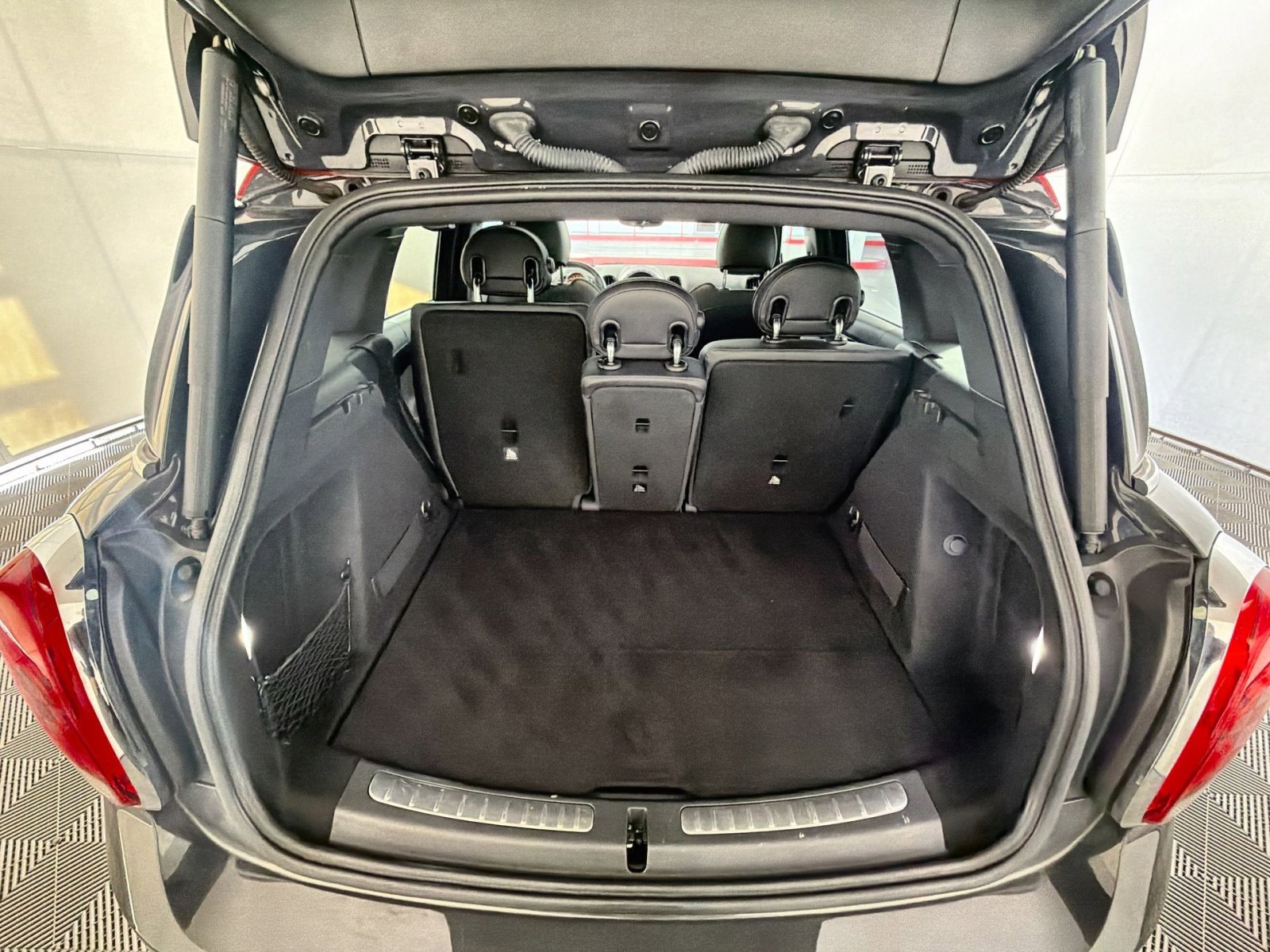 Used 2018 MINI Cooper Countryman John Cooper Works image 24