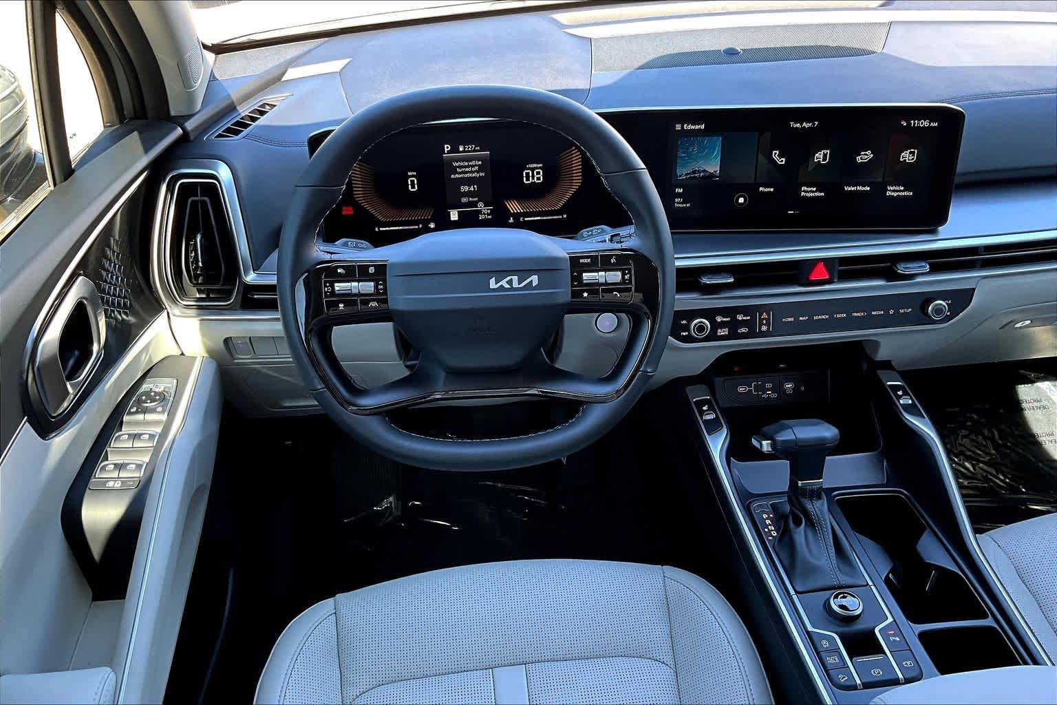 Used 2026 Kia Sorento S image 12